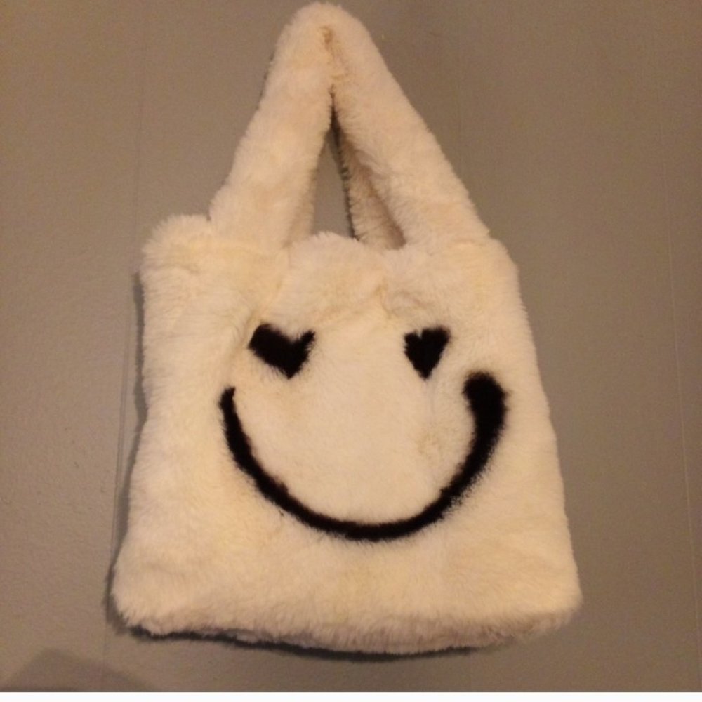 Small Fluffy Changeable Girls Smiley Face Purse
